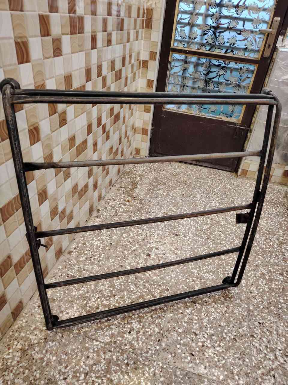 سيبايه طيبه للبيع السعر ٣٥ الف العنوان العبيدي حي الرئاسه ***********
