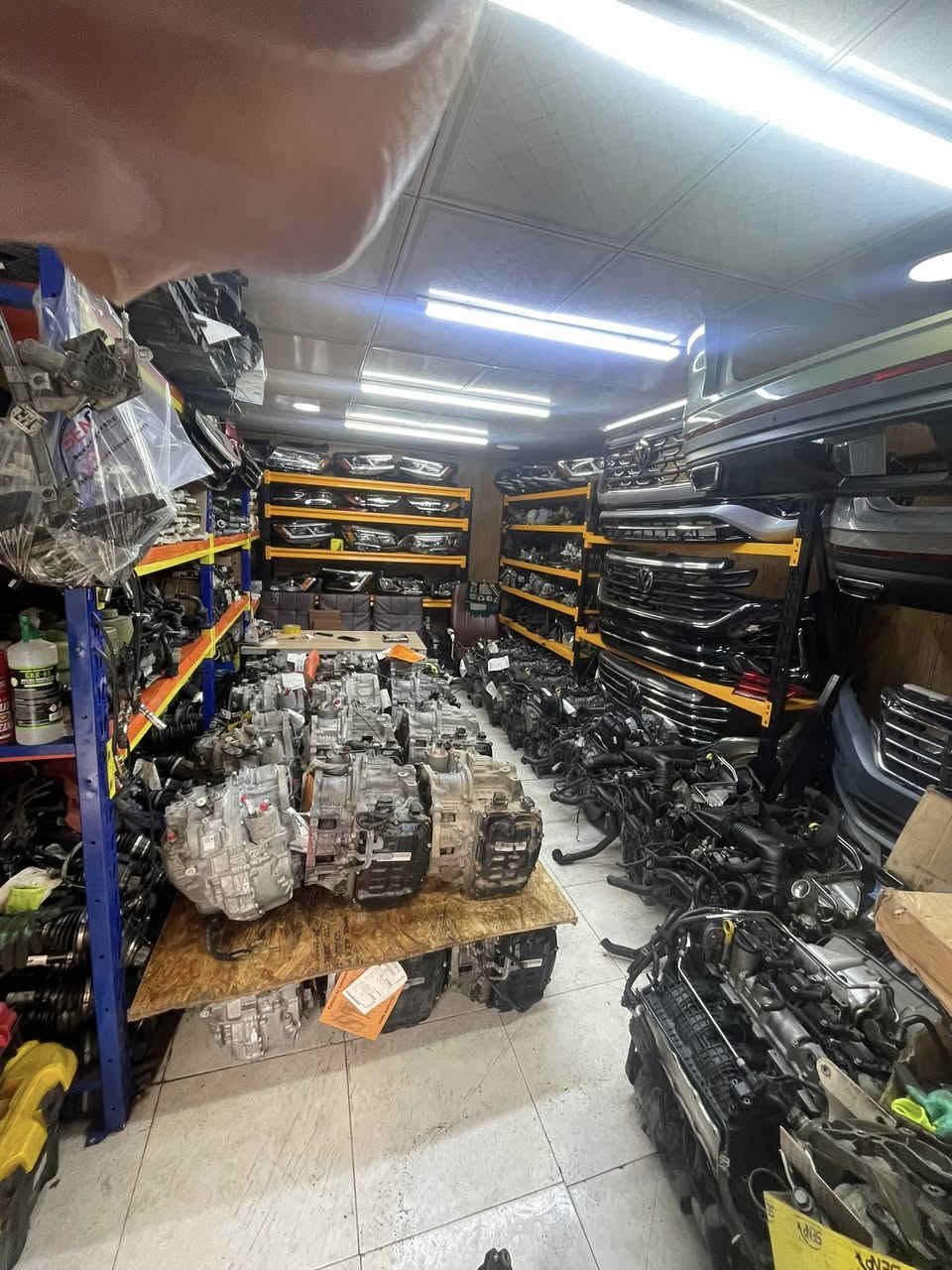 ***********
السلام عليكم يتوفر لدينا اغلب قطع سيارات 

🚘 فولكس وأكن  عنوان المحل أربيل صناعة الشمالية يتوفر توصيل 🚚 جميع محافظات العراق 

#جيتا #اطلس #تاوس #تيكوان #باسات

#كولف
