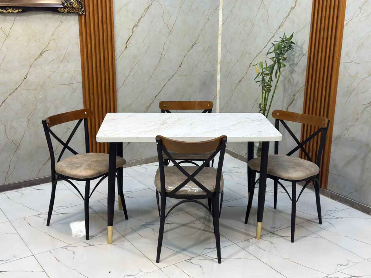 ميز طعام سطح خشب كشنات جلد رجل حديد
4 كراسي 
6 كراسي بغداد, العراق


**إذا كنت صاحب هذا الإعلان وتريد حذفه لأي سبب، رجاءا أرسل رسالة إلى الدعم الفني**