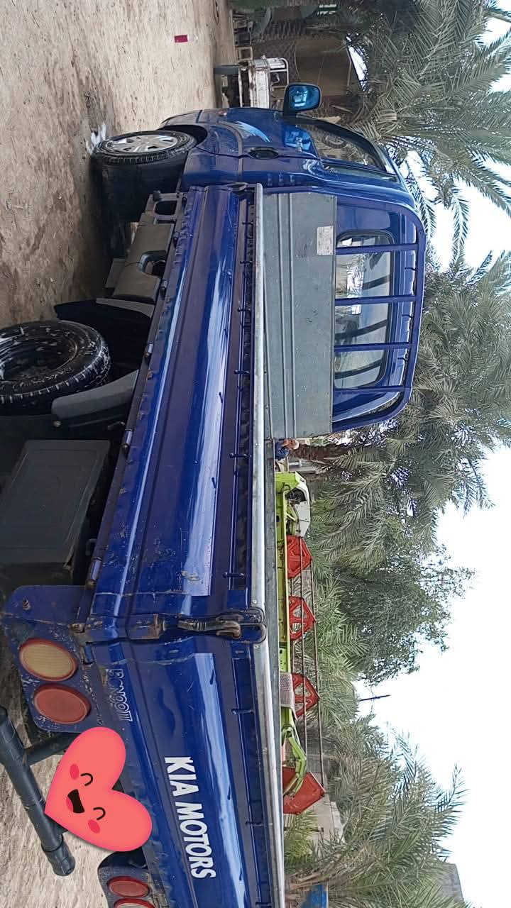 السلام عليكم 
بنكو300مفتوح موديل2007
مكفولة كفاله عامه
تبريد شغال
مكينه جديده توه مجفته
تخم تاير حداديه جديده سنويه بسمي توه شادله رقم انكليزي
 واسط  السعر80وبيه مجال للطيبين
***********
