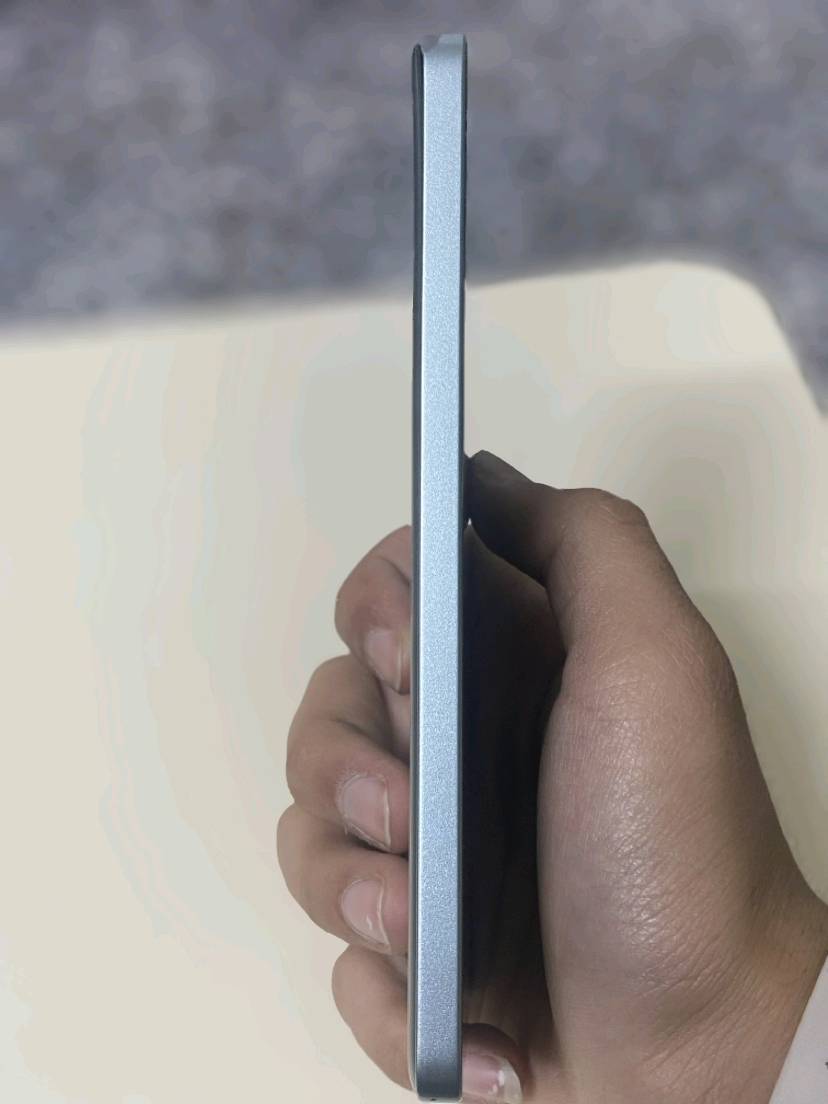 بوكو F6 ذاكرة 512/12
شنو موديل الجهاز بالتحديد؟: 
2024
وين موقعك؟: 
الزعفرانية اربع شوارع
هل الجهاز مستعمل ولو مستعمل، لأي مدة؟: 
مستعمل قليل جدا
هل تأتي معاه كل الاكسسوارات الأصلية؟: 
كارتونة وكفر وشاحة كامل
كم السعر المطلوب للجهاز؟: 
350 الف وبيه مجال قليل