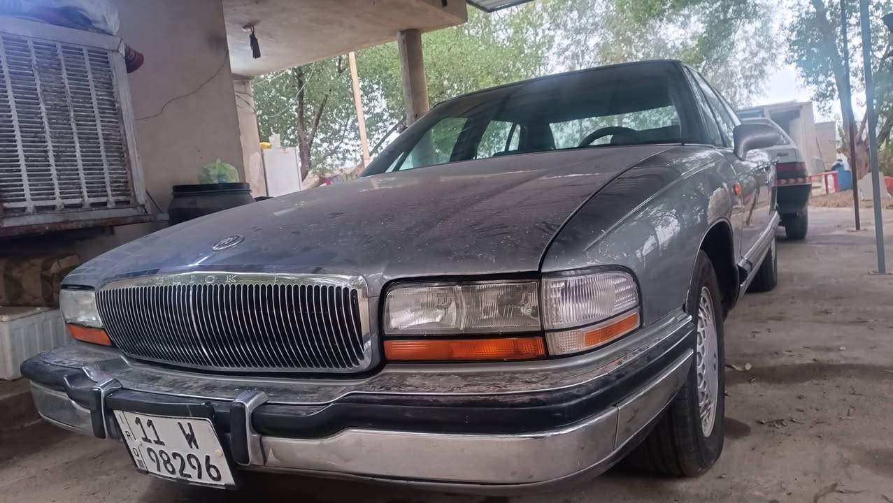 من رخصة الادمن المحترم
بيوك بارك افينيو موديل 1991
فول مواصفات رقم بغداد باسمي 
للاستفسار رقمي 
***********
لعدم تواجدي على النت
