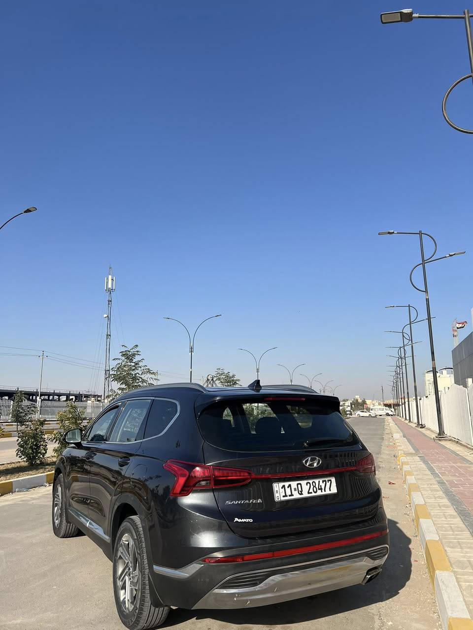 سلام عليكم سنتافيه 2023 وارد امريكي لون احمر مميز رقم بغداد بسمي تحويل ثاني يوم حادث بارد فقط بل جاملغ الامامي كما موضح بل صور مكينه 2500اربعه سلندر خمسه راكب
بصمه دخول تشغيل عن بعد 
كشنات تدفئه كشنات كهرباء
رادارات امامي خلفي 
رادات جانبيه
جنطه كهربائيه 
لد نهاري لد خلفي 
شاشه كبيره كار بلي
كامره دواره
تحكم ستيرن
ثلاث وضعيات قياده
اشاره بل مرايه بعد بيها اهواي موصفات
السعر 210 وبيها مجال للشراي 
مكان السياره ناصريه مركز 
رقم الهاتف***********
