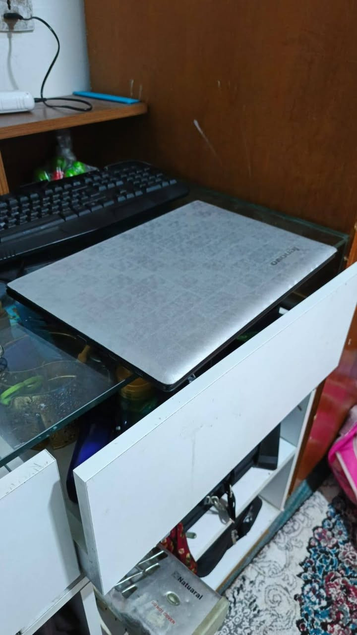 السلام لابتوب لينوفو 
كوراي 7 جيل رابع 
رام 8 
هارد 128 ssd 
كرت شاشة خارجي 2 جيجا 
حجم 15.6 مرتب ونضيف 
واتساب ***********
