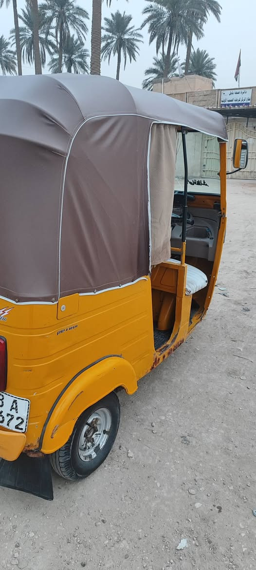 اللهم صل على محمد وال محمد
السلام عليكم تكتك 20 شهر 11 رقم وسنويه انكليزي تكتك بلاديه حت دوس ممعمرات ع وضع الشركه قطره صبغ ومعجون مابيها بيها دحجات بسيطه وراجعه بارد مكينه لاتنقيص ولا تبخير مكاني طوريج سعرها 6600 وبيها مجال لطيبين 
***********
