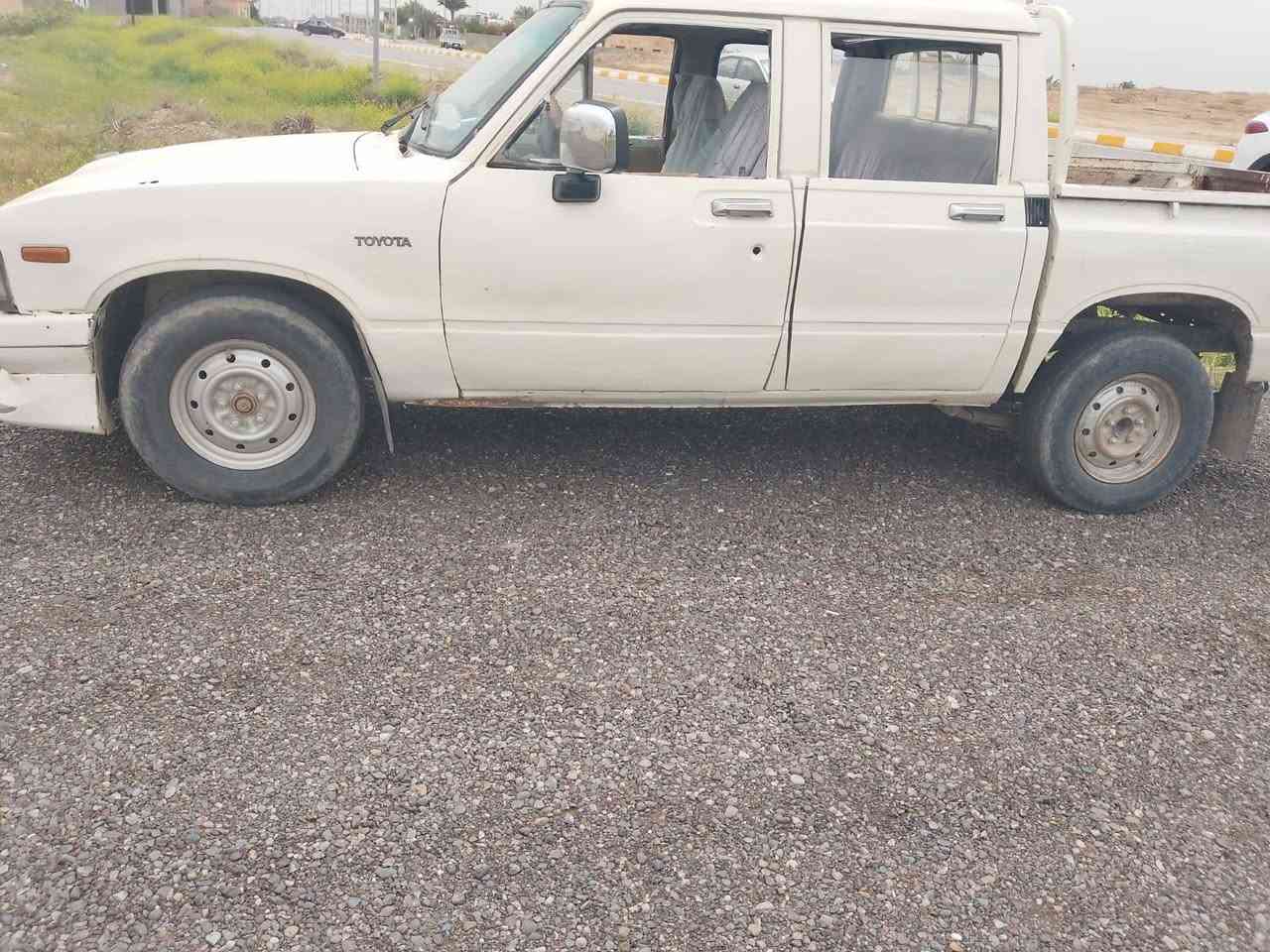 السلام عليكم
للبيع والسعر حلو (30 وبيها مجال )

كير ومحرك شرط يشلع جير
كلها شرط بس الصدر بي تعب شوي
عنبار بريك جديد / راديتر جديد/ باتري جديد/
 داينمو جديد / ماطور ماسحات جديد /
كلها شغاله نص سويج تستغل نكرة سلف
 شرط التحويل مايسوي وكاله يريد يخلص منها الزلمه جبير بل عمر يريد يحولها
للاستفسار اكثر خابرني 
***********
