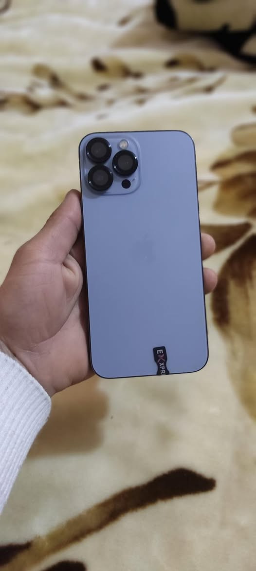 ايفون 13 برو ماكس ذاكرة 256
تك سيم 
لون بحري
جهاز حيل نضيف 
مصعد بطاريه الباقي شرط 
السعر 650 بي مجال


**إذا كنت صاحب هذا الإعلان وتريد حذفه لأي سبب، رجاءا أرسل رسالة إلى الدعم الفني**