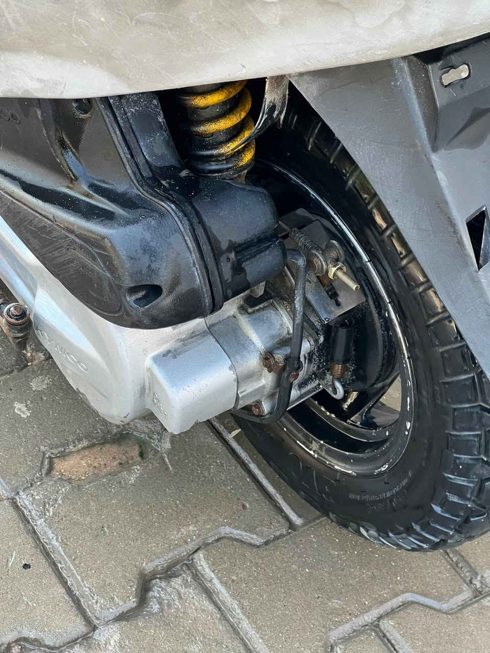 السلام عليكم دراجة للبيت كامكو جي ثري الدراجة مفتوحة عايزة تبديل ولفات رقم الموبايل *********** السعر 200وبيهة مجال مكاني نجف حي العسكري الرقم بي وتساب
