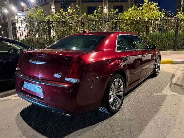 السلام عليكم كرايسلر مديل 2017 وارد كندي فول السيارة 1/1 باسمي جاهزة خير من الله كير مكينه كفالة تخم تاير مال جناي ماشية 100 مكاني الكاظميه الشراي يتصل ويدلل  ***********
