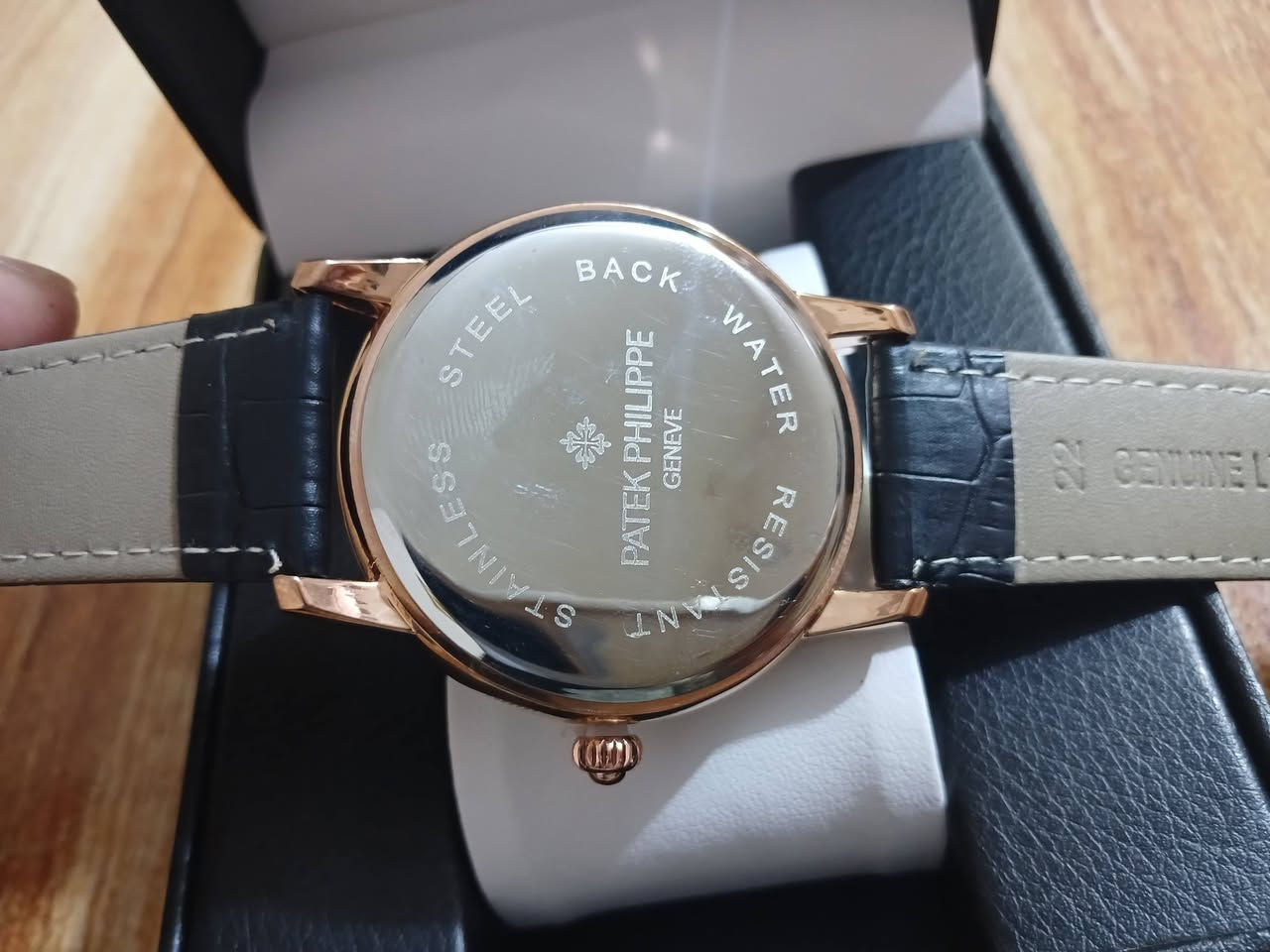 باتك فلب دولي موديل قديم
قطعه مال امزون تحفه فنيه 

اميال وارقام لامينوس 

دبل مكينه سنتر ثواني منفصل سويس ميد 

ستانلس ستيل ضد الماء 

سير جلد اصلي دبل خياط 

السعر 35 الف على اول تم
تابعني دئمن انشر ساعات قديمه وجديده


**إذا كنت صاحب هذا الإعلان وتريد حذفه لأي سبب، رجاءا أرسل رسالة إلى الدعم الفني**