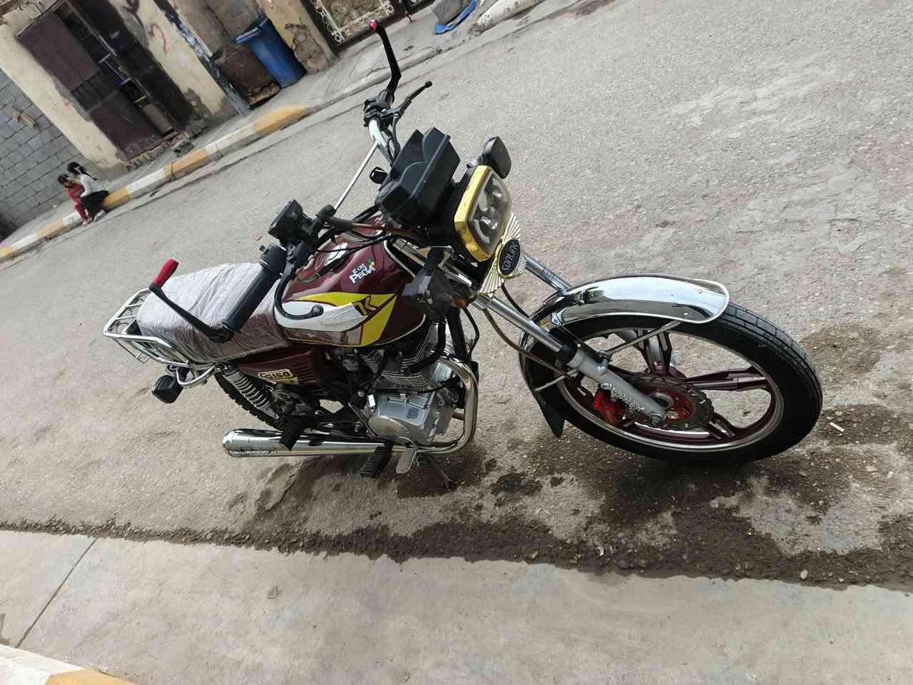 دراجه سولنك موديل 24 اصل  محرك 150cc شلعه معدل فوول نظيفه مال جناي كفال من كلشي بصمات ٢+ بصمه اصبع كهربائيات كله شغاله محرك كيركفاله  ورقه منفيس موجوده العنوان فلوجه شهداء *********** السعر 725 بيه مجال بسيط؟
