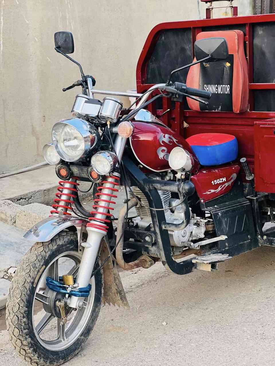 السلام عليكم ستوته للبيع 2023نضيفه جاهزه ومكفوله من كلشي منفيس اوراقه كامله شقلها سلف وامشي مكاني اربيل قوشتبه السعر 11ورقه وبيها مجال للشراي 
*********** واتساب
