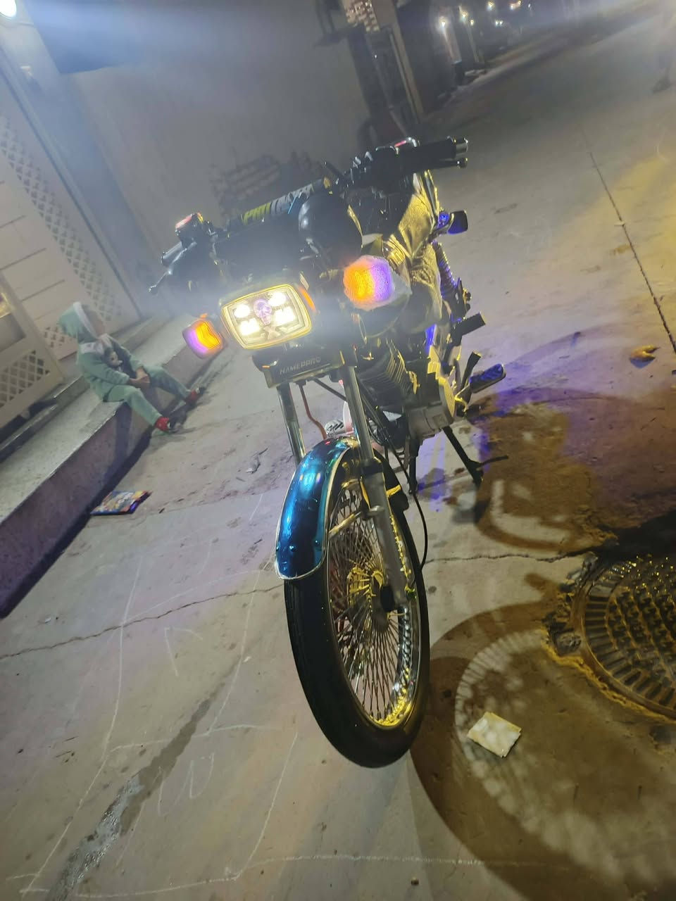 سلام عليكم دراجه 25 اربعه كير للبيع ***********
