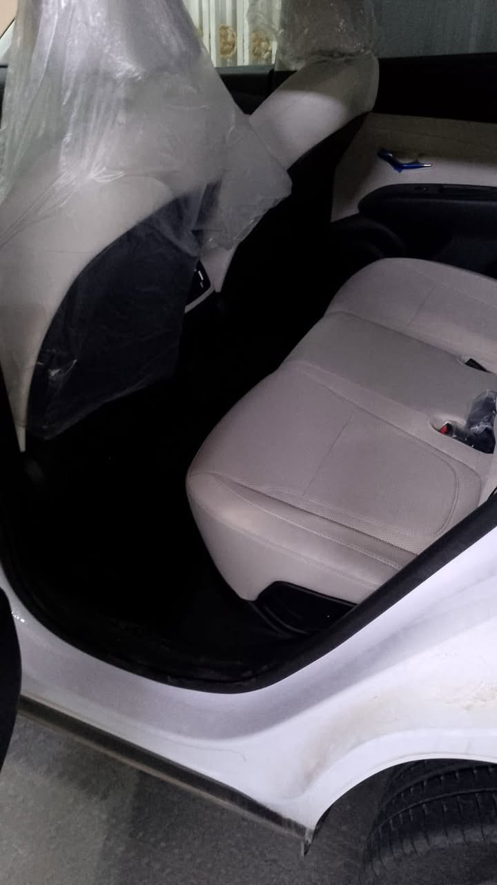 توسان خليجي 2025 فول قماره حديد رقم بغداد ماشيه 5 مكفوله كشنات تبريد ويل 19 بصمه جنطه كهرباء بصمه سعره 228$ مكانه بغداد الرصافه للتوصل اكثر اتصل 
***********
