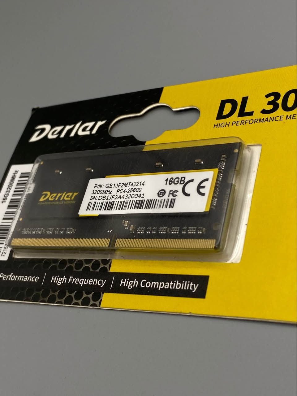 Derlar DL300 16GB DDR4 Laptop RAM – SO-DIMM

🔹 السعة: 16GB
🔹 النوع: DDR4 – SO-DIMM (رام لابتوب)
🔹 السرعة: 3200MHz ⚡
🔹 الفولتية: 1.2V لاستهلاك طاقة أقل 🔋
🔹 التصميم: شريحة واحدة (Single Stick)
🔹 التوافق: أغلب اللابتوبات الداعمة DDR4 3200MHz
🔹 الأداء: تحسين سرعة النظام وتعدد المهام وتشغيل البرامج بسلاسة أكبر

السعر : 85 الف

خدمة توصيل 🚚 لكافة أنحاء العراق 🇮🇶 بغداد, العراق


**إذا كنت صاحب هذا الإعلان وتريد حذفه لأي سبب، رجاءا أرسل رسالة إلى الدعم الفني**