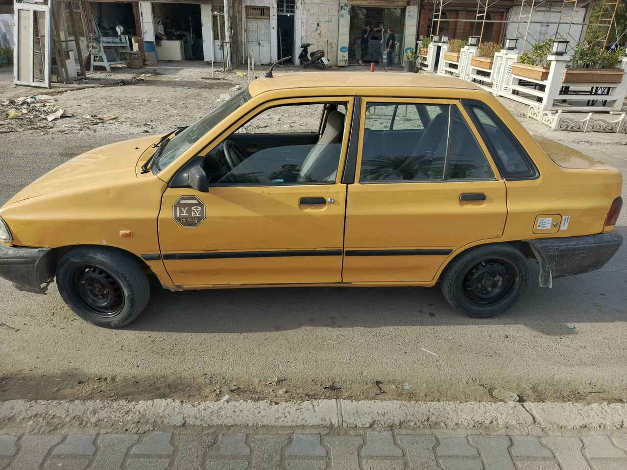 السلام عليكم
للبيع موديل ١٤ سياره نضيفه مناقصها شي رقم الاماني بغداد 
مكاني بغداد الشعلة  
الله شاهد ابيع لأن محتاج 
السعر ٣٥
***********
بي واتساب
