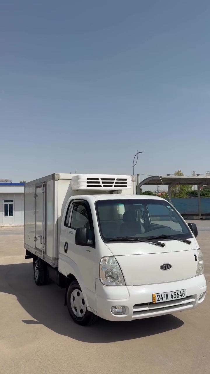 کـــیـــا 2700 بــراد
مــۆدیـل 2011
بدون صبغ 
السياره كله بشرط
0750 4335894

