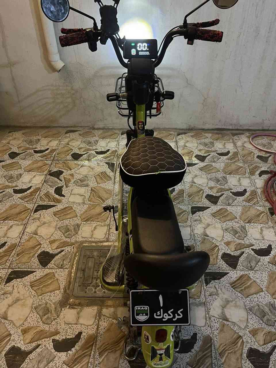 السلام عليكم بايسكل شحن حجم ١٤ للبيع كلشي بس نضيف من بطاريات وعقل مكان كركوك سعر ٢٥٠ للاستفسار ***********
