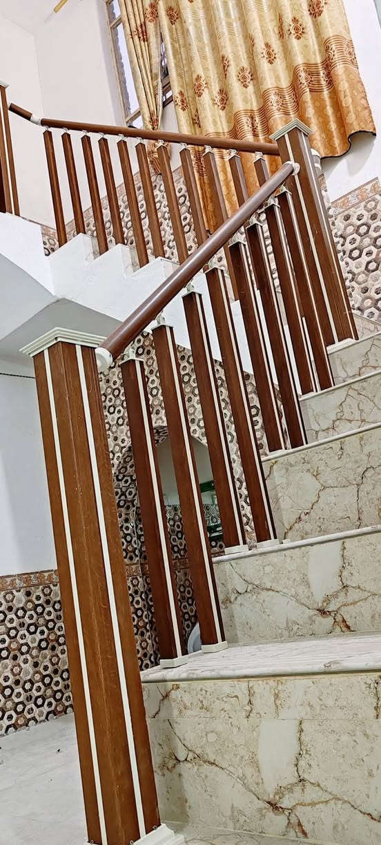 محجرات المنيوم تركي بضمان فعلي⚒️🇹🇷               

نوع المقطع اولسان                        
سعر المتر الدائري ( 43000 الف ) 💥
سعرالمتر العدل ( 35000الف) ( ملاحظه) جميع الالوان ) 🌈
سعر المتر 3 خطوط (33000).
ضمان فعلي/ 10سنوات ⚡️كرسته وعمل ونقل🏡
سعر الرمانه الديكور ( 2500 دينار ) 🇹🇷
 
  ( ملاحظه ) تتاكد من نوع المقطع والكيج اذا مو نفس المواصفات المذكوره يرجع الكادر. 📴
محجر المنيوم تركي ( مربع ) 🇹🇷
سعر المتر( 75000 الف )  جميع الالوان.  
سعر المترمربع الارجل ( 50,000الف ) 
محجر جام( cnc ) تركي 🇹🇷 
 جام 10 ملم مقسئ 
سعر المتر (70000)الف ) 🪞💢
ضمان 20/سنوات 💯
(سعر البايه (25)الف للعرنوص
كافه انواع الابواب والشبابيك الالمنيوم وcnc 
باب صحيات بانواعه والالون 
عمل كاشوانيه غنينه الغاز 
كاشوانيه احذيه 
ملاحظة) اذا عندك درج تريد تسويله محجر وتريد تعرف شكد يكلف 💵بس صور الدرج مقطع فيديو 📸أرسله على الصفحه او على الواتساب ونحسبلك التكلفه بالزايد شكد يكلف ونرسلك الصور والموديلات 🎞️
#خليك_بالبيت 🏠 احنا نجيك 
الاسعار تشمل ذي قار والاقظيه والنواحي.  ⚜️
مستعدون لتنفيذ كافه اعمال المحجرات للشركات والدوائر الحكوميه والاهليه وباسعار تنافسيه وكوادر ذو خبره عاليه 

لايك للصفحة👍 ليصلكم كل ماهو جديد 🆕
للتواصل ارسال رساله✉️ او الاتصال بنا  ☎️ 

( واتساب ‪***********‬‏ ♻️ اتصال*  

( ومن الله التوفيق ).      (  الديكورات  والسقف بنواعهاا )
