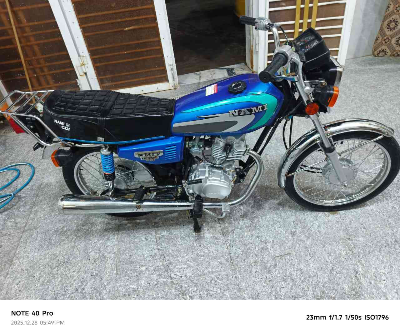 سلام عليكم دراجه أيراني صار سبوع من طلعت من الوكيل البيع أوراق كامله مديل 2024السعر 1200وبيههً مجال الشراي رقمي ***********
