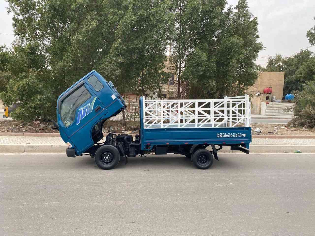 سلام عليكم.   كيه اللبيع.  فنتيره. قلاب.  مديل 98 رقم دياله. مشروع وطني.  إلى 28.  صبق حزام الجماليه.  مكينه.  وكير واكسن.   وشاصي خير من الله.     تخم تاير. جديد.    كهربائيات شغاله.    تحويل مباشر.    ثاني يوم.     دواخل حلوة.     محجر حلو.      صدر امامي وخلفي جديد.    سياره  جاهزه. من كلشي.   السعر 60وبيهه مجال. الطيبين.  الستفسار علا رقم الهاتف *********** المكان بغداد الشماعيه
