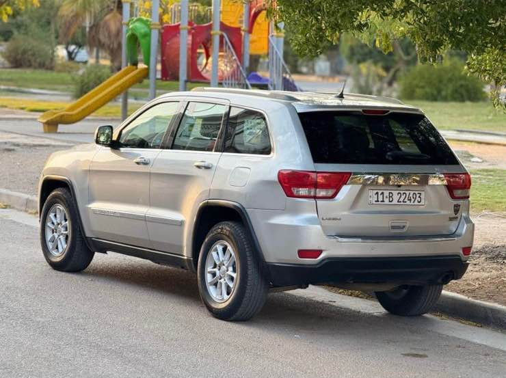 للبيع لاريدو 12 امريكي كاملة گير مكينة تبريد حدادية تايرات سنوية جديدة بإسمي مكاني بغداد 
السعر 150 
*********** بغداد, العراق
