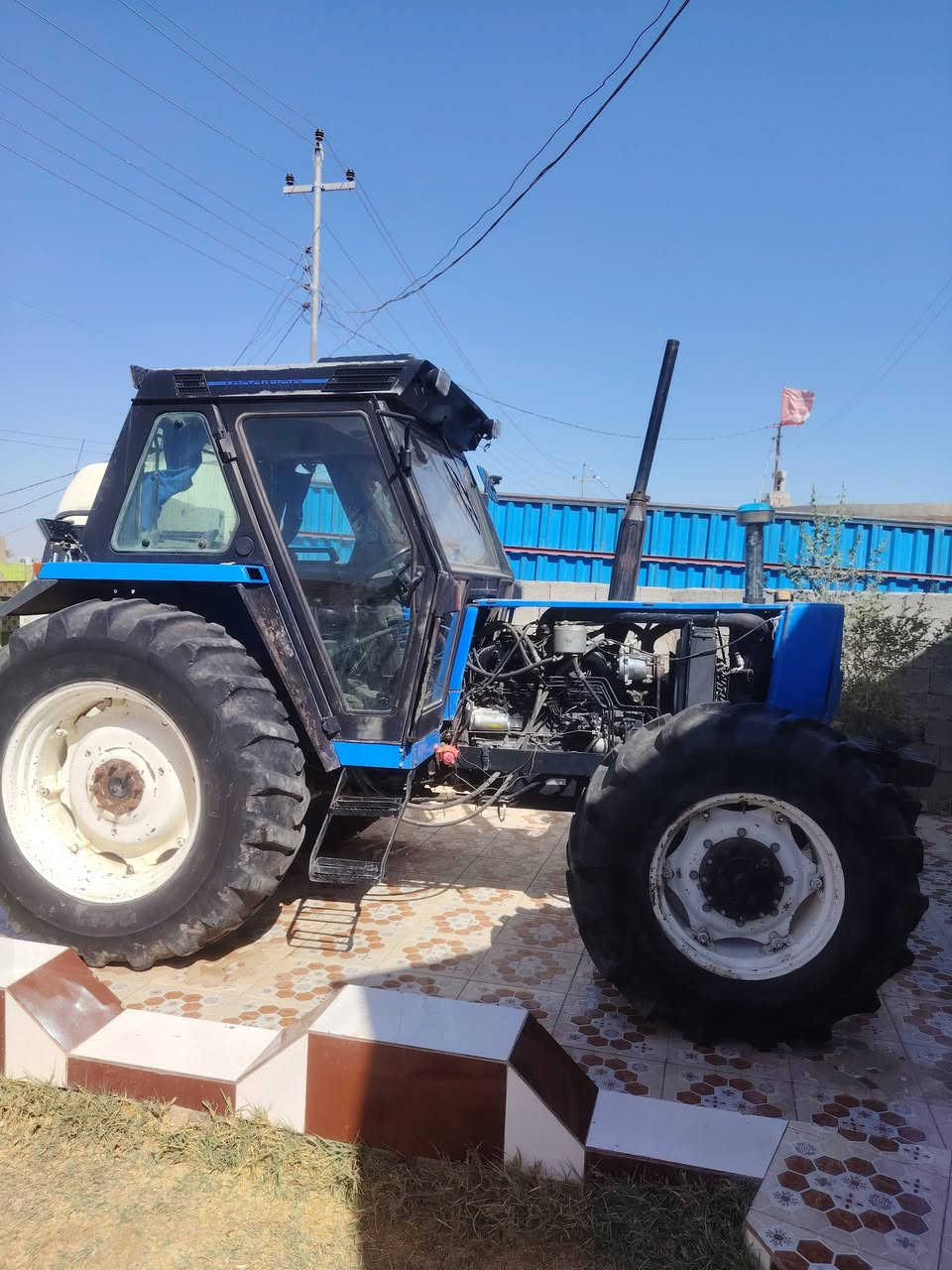 للبيع مكينه فيات حجم 110تكمه عريضه اكسن بارز محرك كير اكسن شركه تبريدشغال مكينه نضيفه الاستفسار على هاذا الرقم *********** المكان الناصريه قضاء النصر
