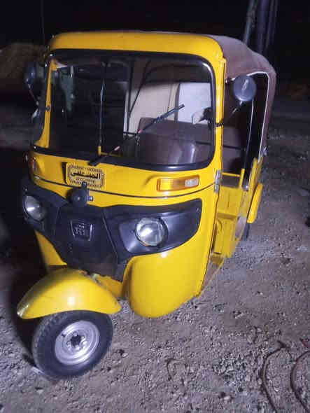 سلام عليكم تكتك للبيع موديل 19 شهر 11 كفاله بس دوس معمره سعره 5400 وبيه مجال قليل حك الجيه  مكاني نعمانيه للاستفسار الاتصال ***********
