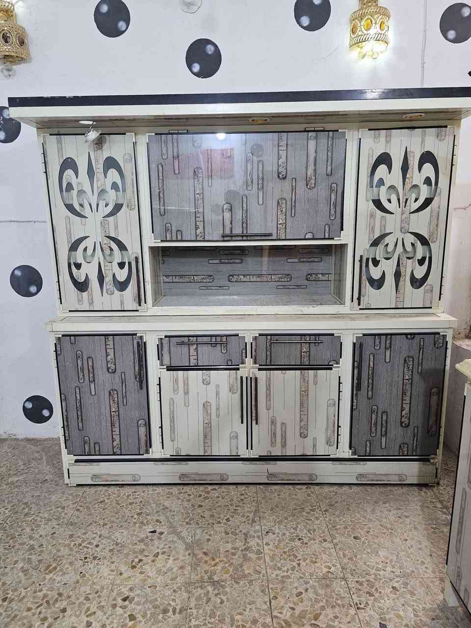 خريطة كاملة سنكي مترين ونص وكاونتر مترين كلش نضيف مبيطن رفوف وبيبان مستعمل قليل كلش اي ضرر مابي العنوان نجف حي جزيرة سايدين مطعم العكايشي فرع جامع ثقلين *********** النجف, العراق

