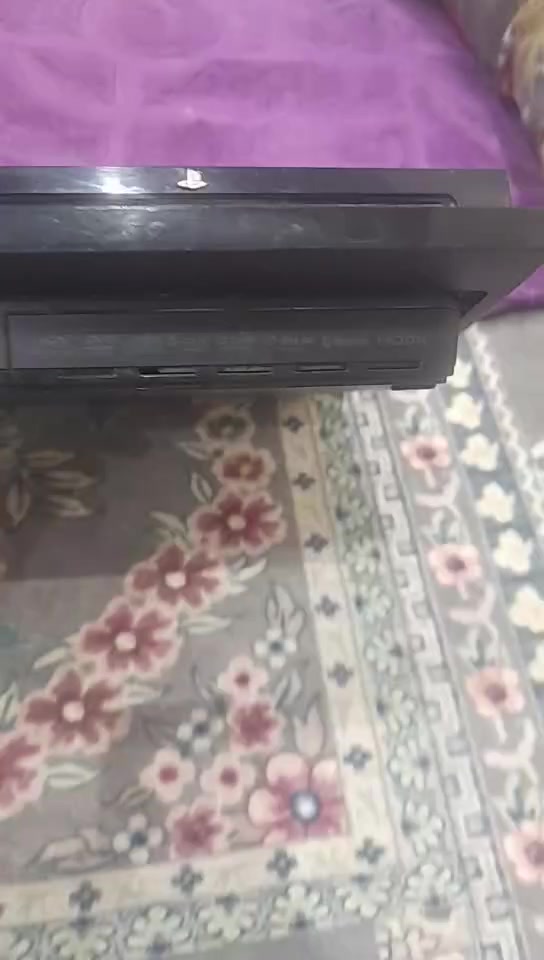 سلام عليكم بلي ثري نظيف مهكر السعر ب 140 ومراوس بل بلي فور  ونطي فرق مكان بغداد  بياع حي جهاد رقم هتف ***********

