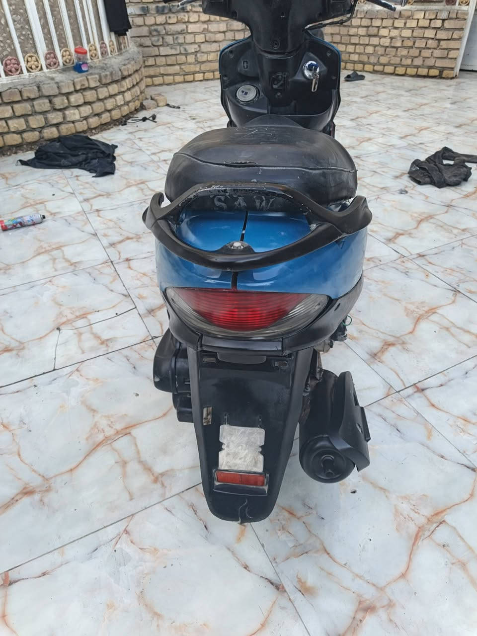 دراجه كامكو نضيفه جاهزه من كلشي ماناقصها شي كهربائيات كامله سلف شغاله ب350 وبيها مجال *********** مكاني ذي قار فضليه
