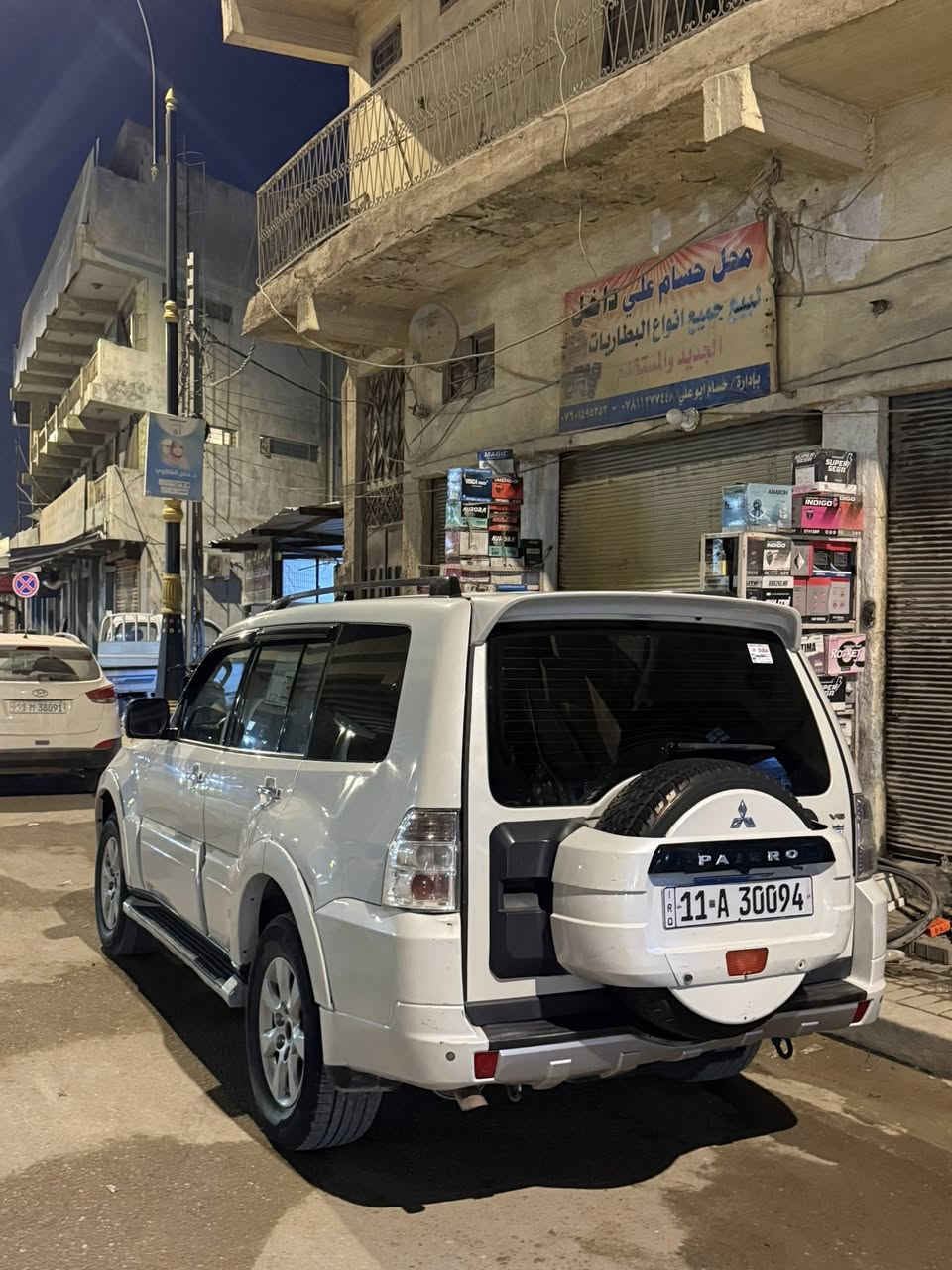 سلام عليكم باجيرو 2010حبتور بيع او مراوس رقم بغداد دولي تحويل مباشر خشم الجاملغ الامامي صبغ كير مكينه تخم تاير تبريد دواخل كشنات كله جديد مابيها اي نقص والسياره سياره بيت 
المكان 
الحله شارع الامام علي السعر 150وبيها مجال  رقم ***********
