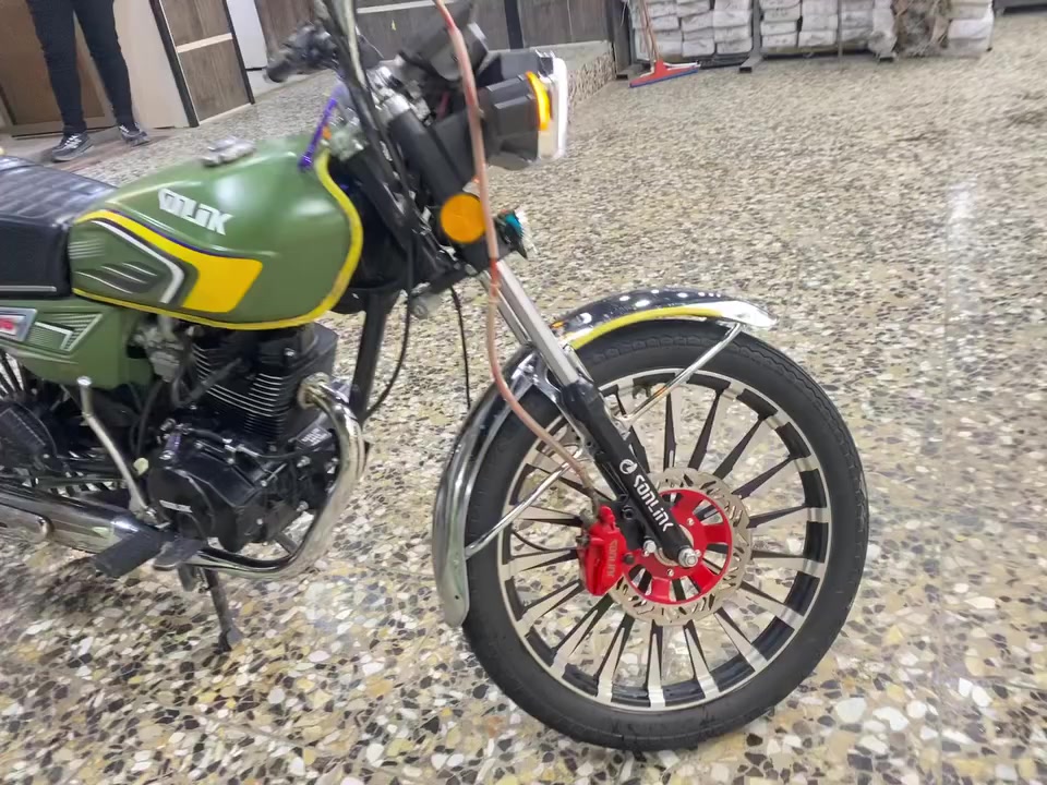 @إشارة#الجميع السلام عليكمً ورحمه الله من رخصه مدير الكروب دراجه
سونك موديل 2025 مثل ما موضح كدامك كله ع بلادي ممفتوحه الدراجه خير من الله فول الفول سعر 900 وبيها مجال للطيبين رحمه ع والديكم المو شراي ليتعبني تواصل وتساب أو اتتصال*********** مكاني زعفرانيه
