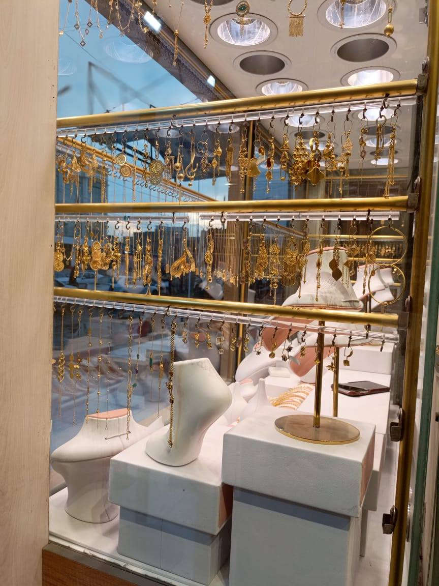 ✨ مجوهرات وصياغة العلي ✨
كل ما يميزك من ذهب ومجوهرات بتصاميم أنيقة وجودة عالية
اختيارات تناسب جميع الأذواق والمناسبات

📍 العنوان:
بناية ماس
قطاع 28 – شارع السوق – السايدين

📞 للاستفسار:
(يُرجى التواصل على الرقم: *********** )

🔸 ثقة • أناقة • تميز 🔸

https://www.instagram.com/jeweleryalali?igsh=NzY3azc5eW54enRt
