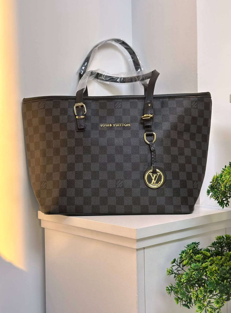 كشخيي بالعيدد ويانة ب حقيبة ماستر والسعر  يجنن 10 الاف بس اخرر قطع حبايبي بقت❤️💯


**إذا كنت صاحب هذا الإعلان وتريد حذفه لأي سبب، رجاءا أرسل رسالة إلى الدعم الفني**