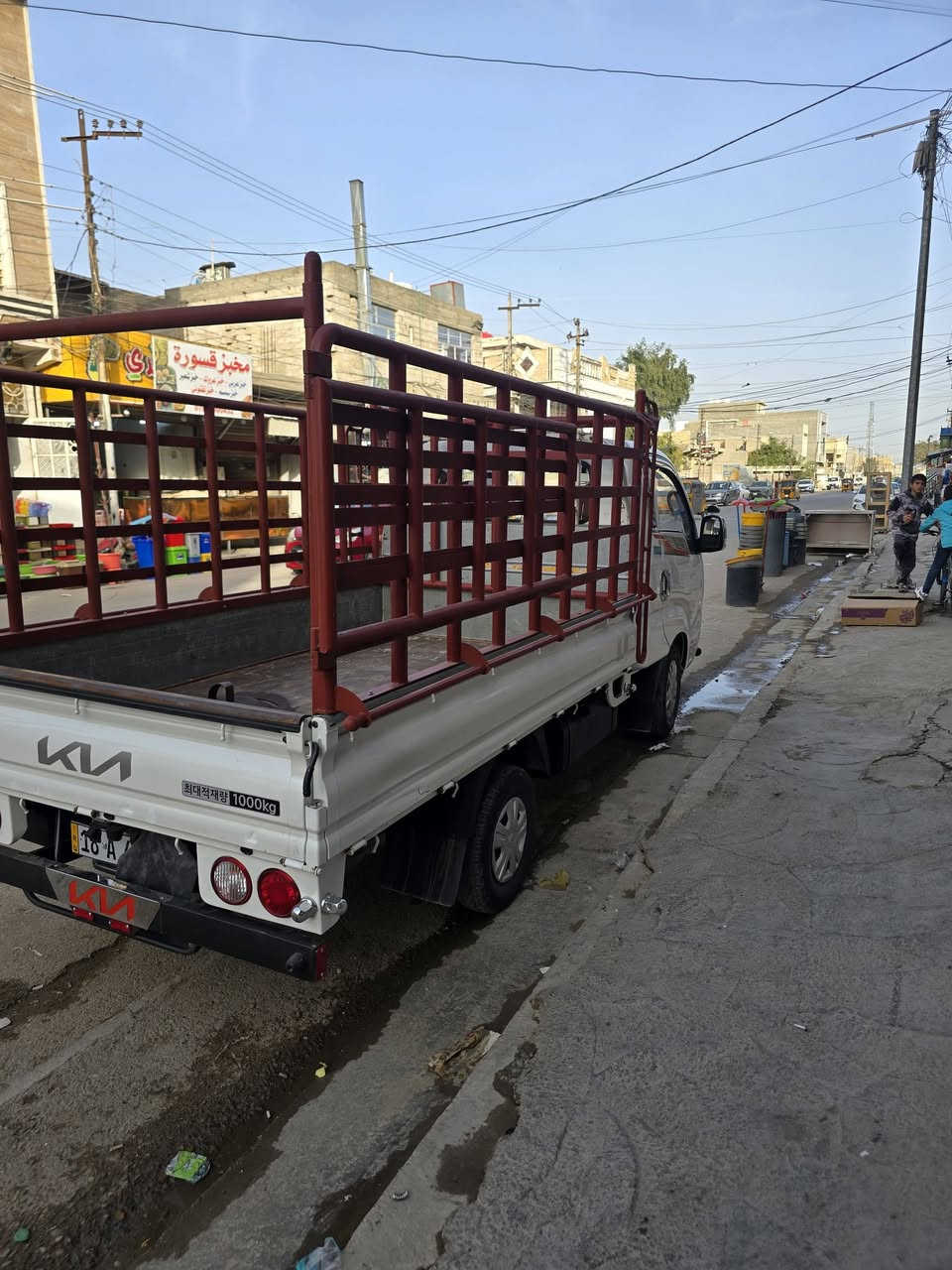 السلام عليكم كيا  حمل موديل 2018  رقم بابل رقم انكليزي تحويل ثانيوم
سياره جاهزه تدفئ تبريد كهربائيات مكينه لا تنقيص ولا تبخير  
خير من الله سونار  بالصور  بدون محجر المكان بغداد  كفاءات السيديه السعر 125  وبيها مجال بسيط 
رقم مبايل ***********
