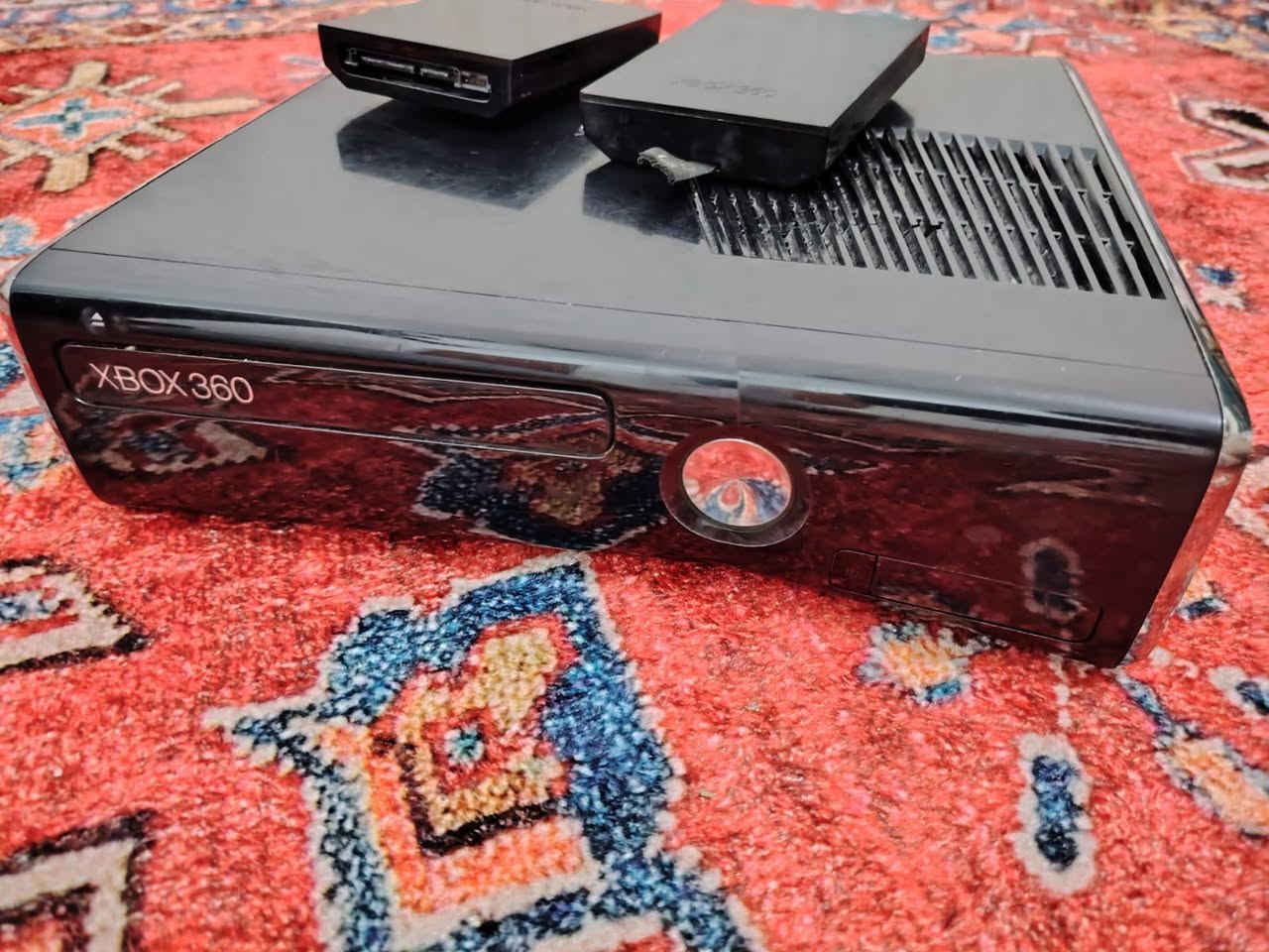 🎮 إكسبوكس 360 للبيع (بحالة ممتازة) 🎮
• ━━━━━━━━━━━ •
​📌 التفاصيل والمواصفات:
• 💾 الهاردات: الجهاز يجي وياه هاردين متروسة ألعاب:
⬅️ الهارد الأول: يحتوي على (75) لعبة 🎮
⬅️ الهارد الثاني: يحتوي على (83) لعبة 🎮
• ✨ النظافة: الجهاز جديد وما مفتوح نهائياً، ونظافته 90% 😎
• 💰 السعر: 210 ألف (وبي مجال للشراي الطيب) 🤝
​📍 الموقع: ذي قار - الناصريه 📍
​📱 لباقي التفاصيل والاستفسار: راسلني خاص ✉️


**إذا كنت صاحب هذا الإعلان وتريد حذفه لأي سبب، رجاءا أرسل رسالة إلى الدعم الفني**