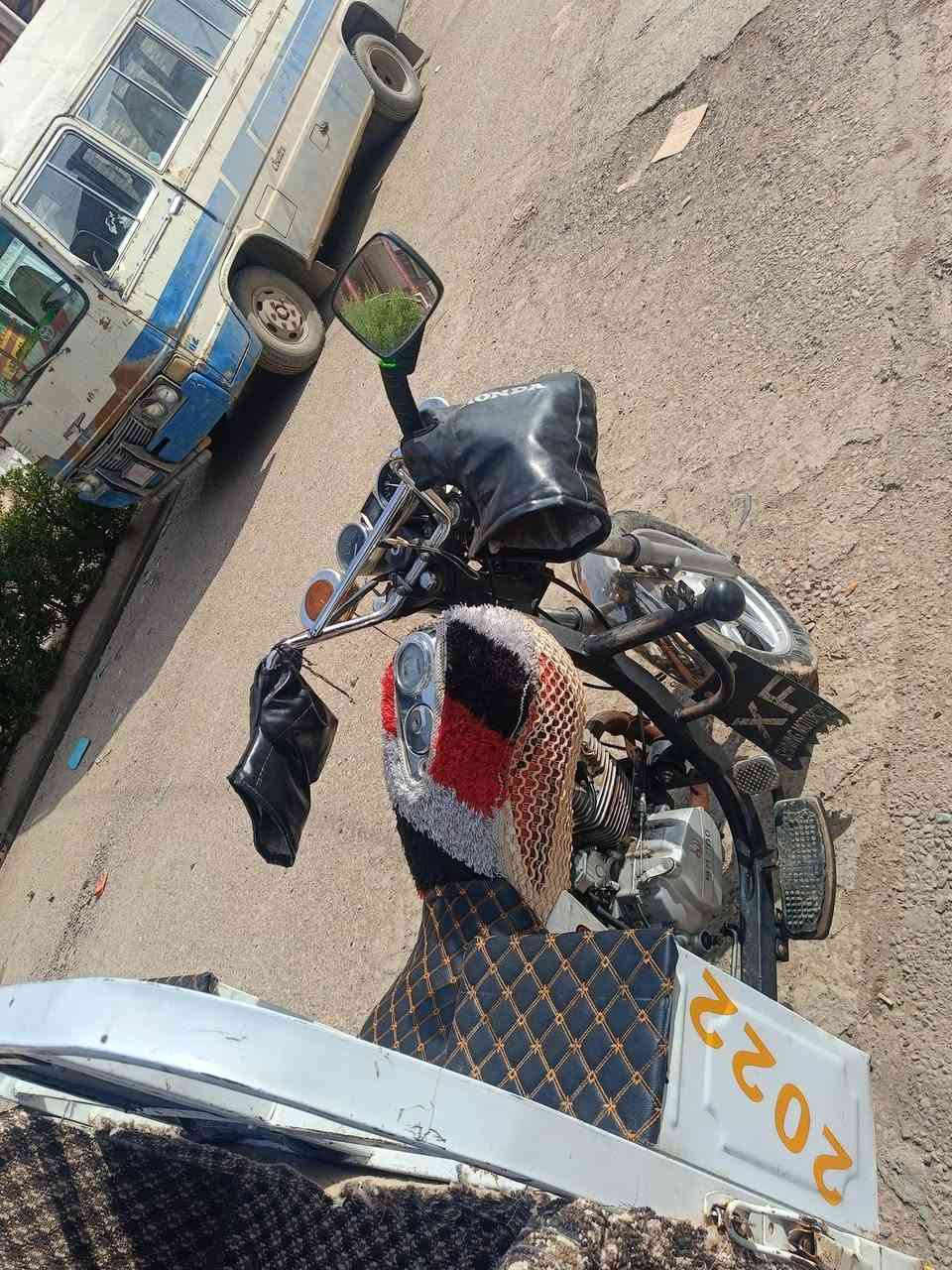 ستوته نضيفه أوراق كاملة بليتا ومنفيس السعر مليون 250
ستوته كاملا ما ناقصها شي كهربائية شقالة السعر 1,250
الشراي يتصل ***********ما متواجد علا الفيس الشراي يتصل مكانها كركوك عمل الشعبي
