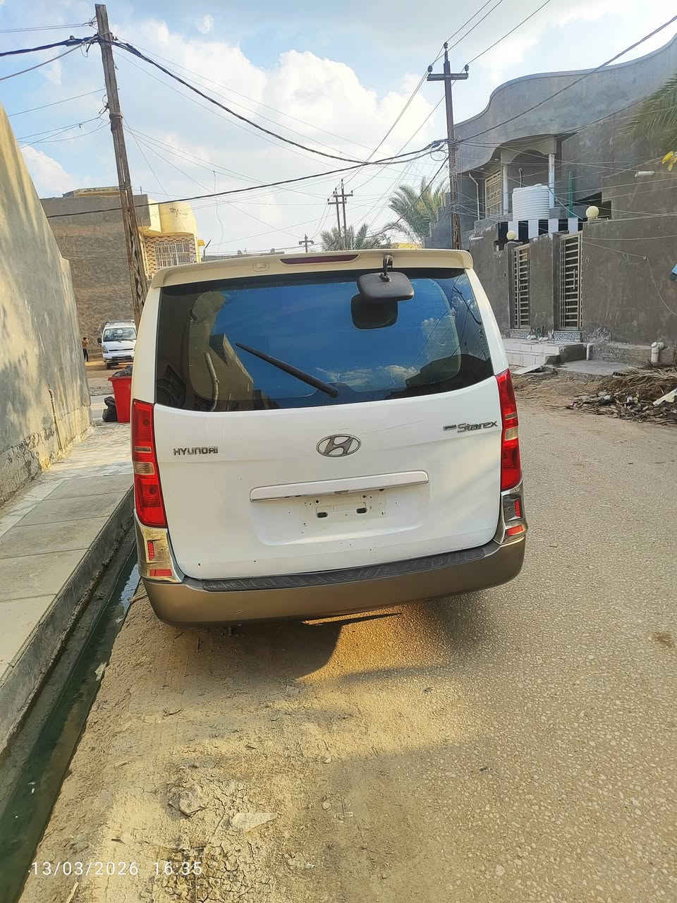 السلام عليكم ستاركس مديل 2010 مفتوح ومحوره مسكر مكينه  12 قبق اسود تحويره جديده صار شهرين بيها جهاز ABS مال بريك حداديه كامله جديه وره وكدام كلها جديده تايرات جدد تبريد كامل سياره جاهزه دوشمه سفريات رقمها بابل مصفره هيئه وغرامات مداور ثاني يوم
السعر 155 وبيها مجال 

***********
