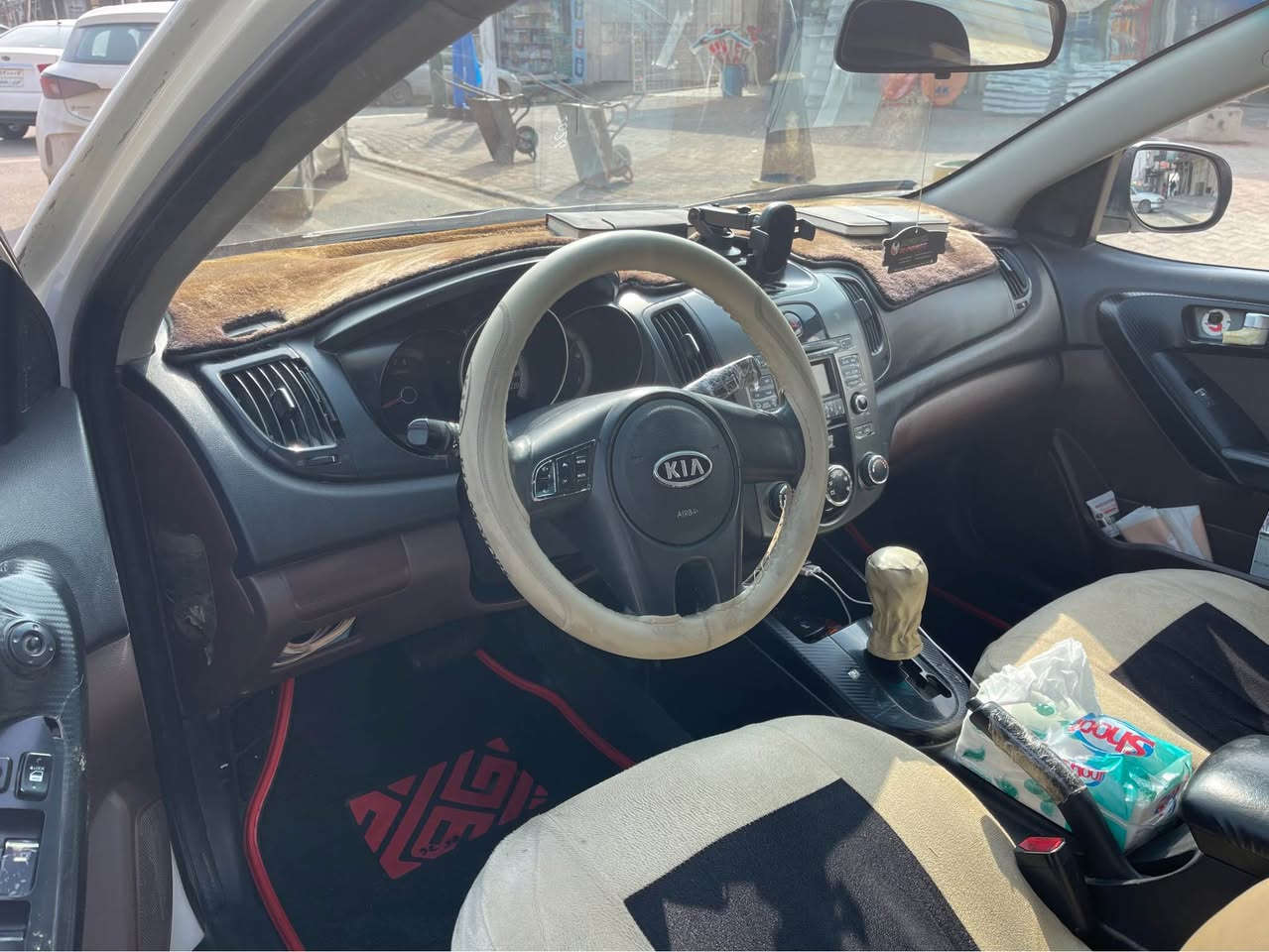 كيا سيراتو 2010 خليجي سياره بدون صبغ بدون ضرب فقط بي بارد سنويه بسمي جديد 2030/12 كوبون بنزين هم موجود سعر 97 مجال بسيط 
رقم موبايل *********** Singapore
