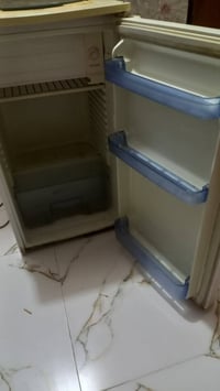 ثلاجه • للبيع