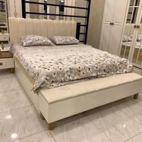 غرفة نوم • نظيفه • بيع مستعجل