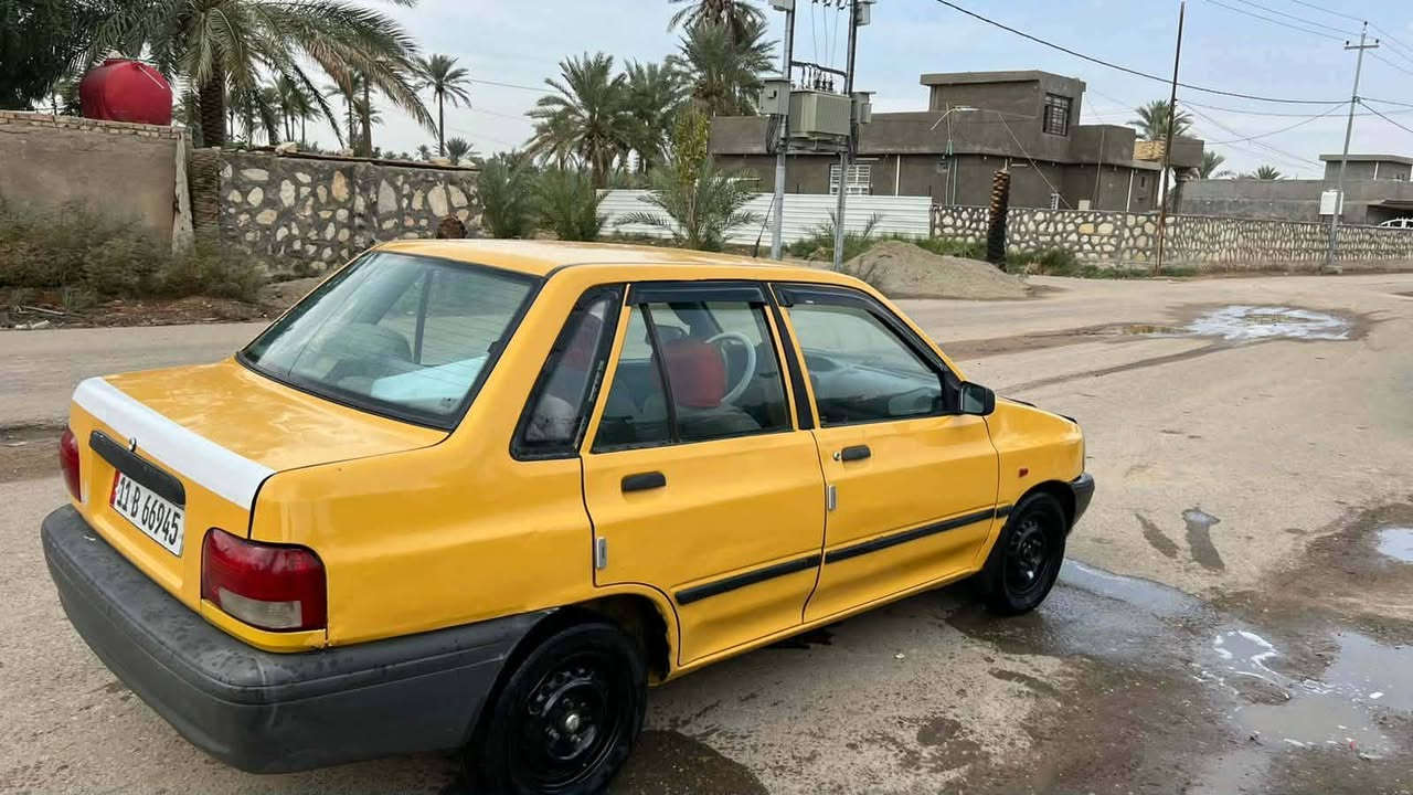 السلام عليكم
قبل التفاصيل اخوان ابيعك عقد مروري شرط لتحويل لان المالك موازيني كلش على لتحويل 
سايبا 2012
كير محرك كهربائيات خير من الله شواصي شركه مملعوب بيه قطرة خياس ماكو مشط جديد لسياره استخدام قليل نضيفه كلش تخم تاير سنويه لل29انكليزي مصفره هيئه وغرامه 
السعر 28وبيه مجال قليل مكان بابل 
***********
