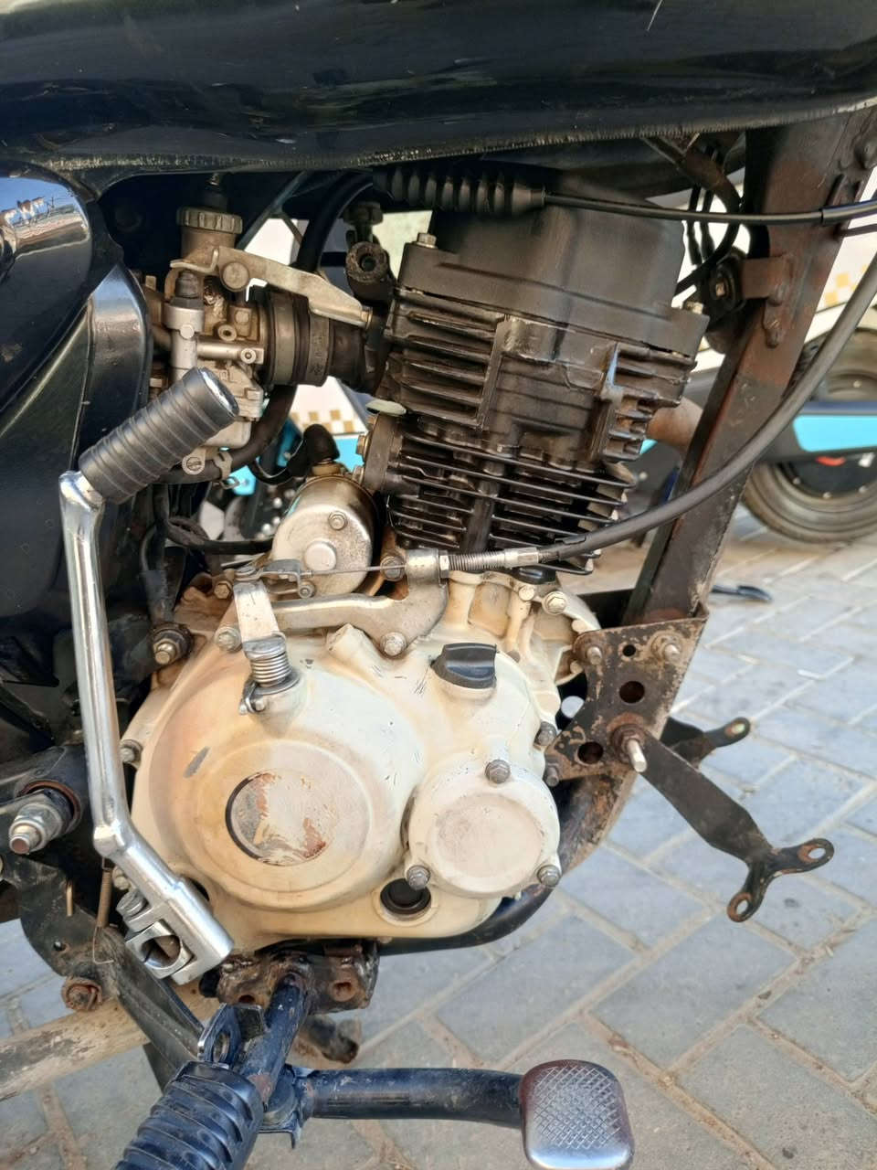 دراجه بوكسر 
موديل: 22
مرقم: سنويه بسمي 
دراجه: نضيفه 
جيب فيتر وفحص 
سعر 1700بيهة مجال 
مستعجل عله بيعتهة
***********
