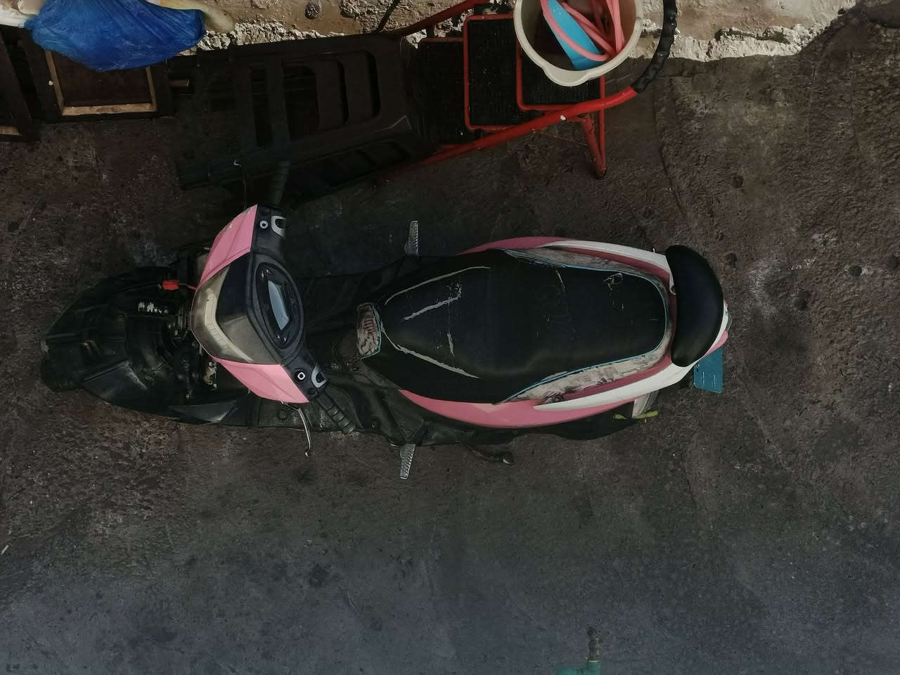 سلام عليكم جيتار للبيع دراجه حلوه مابيه أي نقص السعر ٦٥٠ نقصه بس بجم مكاني بغداد حي العامل 🥷


**إذا كنت صاحب هذا الإعلان وتريد حذفه لأي سبب، رجاءا أرسل رسالة إلى الدعم الفني**