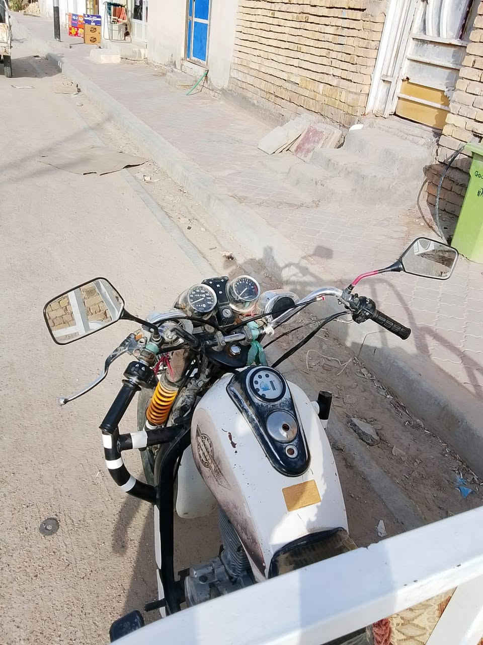 ستوته للبيع موديل 15 وراق كامله شاصي مكفول كهربائيه كله شغاله سعر 1300 العنوان ناصرية القريه العصرية ***********
