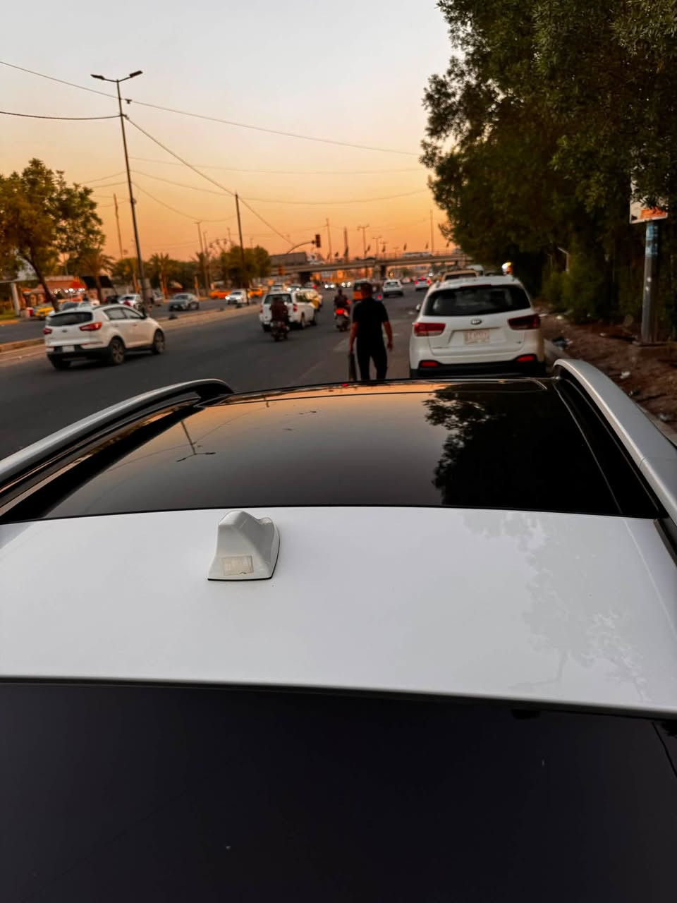 للبيع كيا KX1 موديل 2024
🤍 لون أبيض

🛣️ ممشى 30 ألف كم فقط

✅ شاشة كاربلي تدعم أندرويد أوتو

✅ مثبت سرعة

✅ داخلية أحمر

✅ السيارة بحالة ممتازة لا تحتاج أي مصروف

📍 الموقع: بغداد

💰 السعر: 119 دولار

📞 ***********
