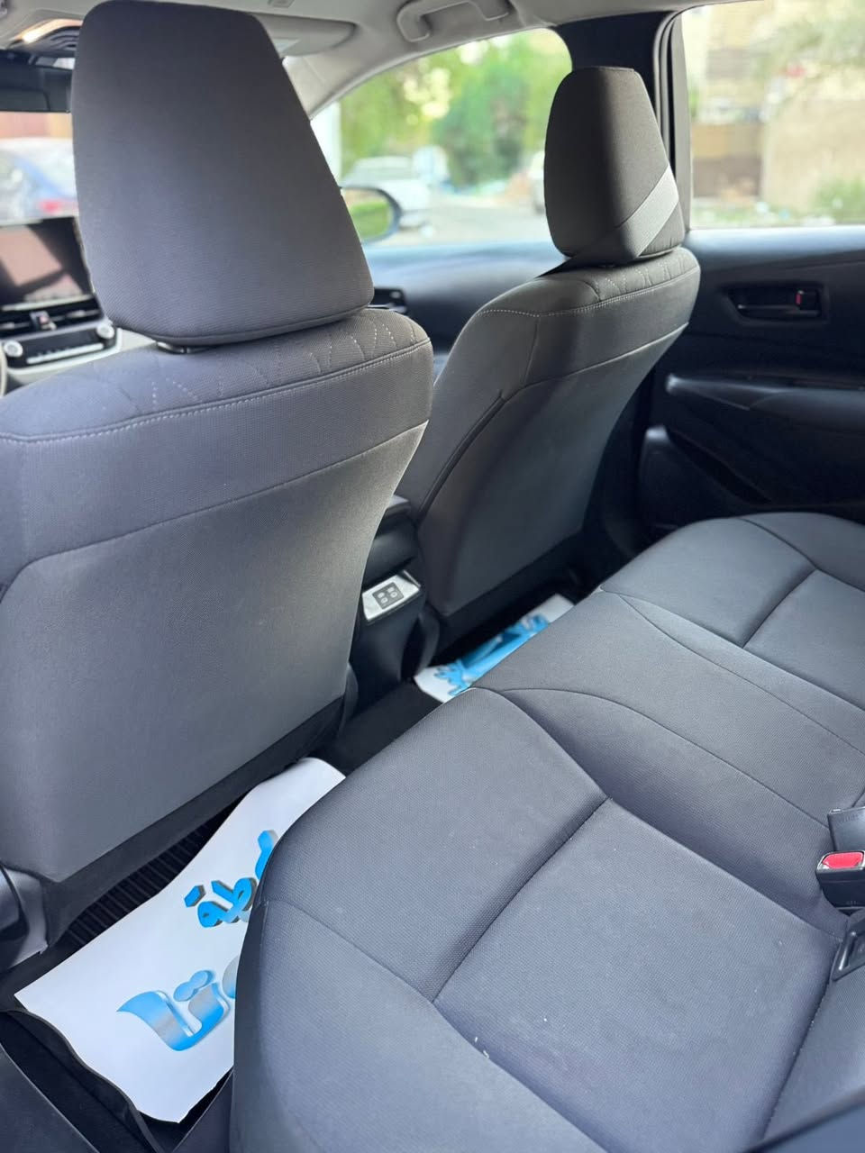 السلام عليكم
كورلا LE موديل 2024 
وارد امريكي
ماشيه 31الف ميل 
حادثها بنيد وجاملغ صور لحادث مرفقه
ايرباك دركه وبرده
رقم بغداد باسمي اني المستوردها
السعر 148 $
مكانها بغداد الوزيرية
للاتصال ‭0776 608 0044
