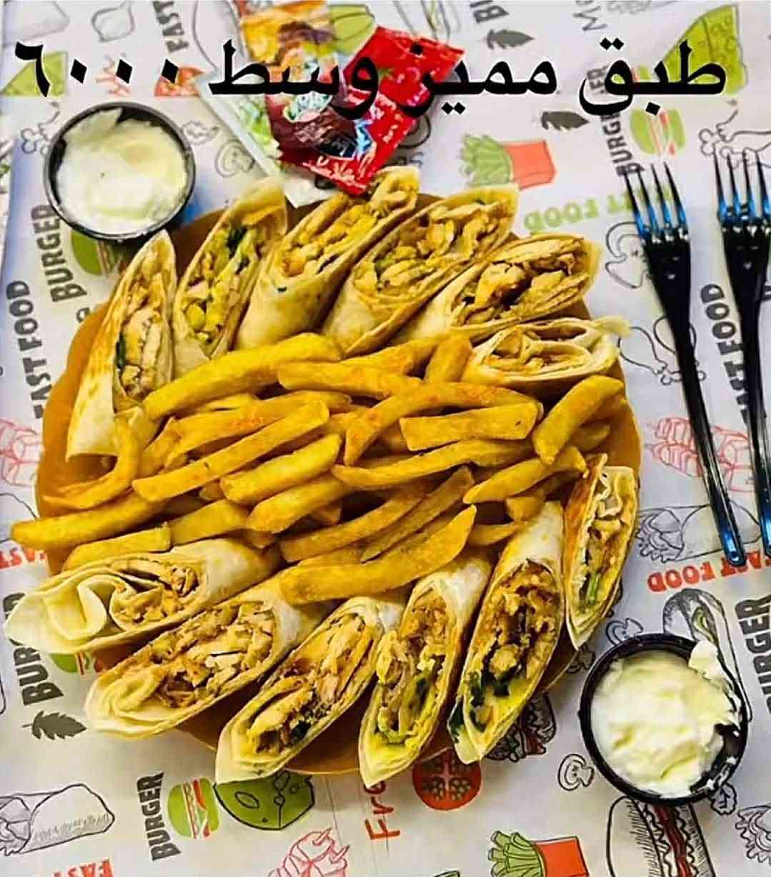 سلام عليكم 
عروضنا مستمره مطعم الامراء 
طبق صاج صغير ٣٠٠٠
طبق صاج وسط ٦٠٠٠
طبق صاج كبير ١٠٠٠
بركر لحم بجبن ٣٠٠٠
رقم توصيل ***********
