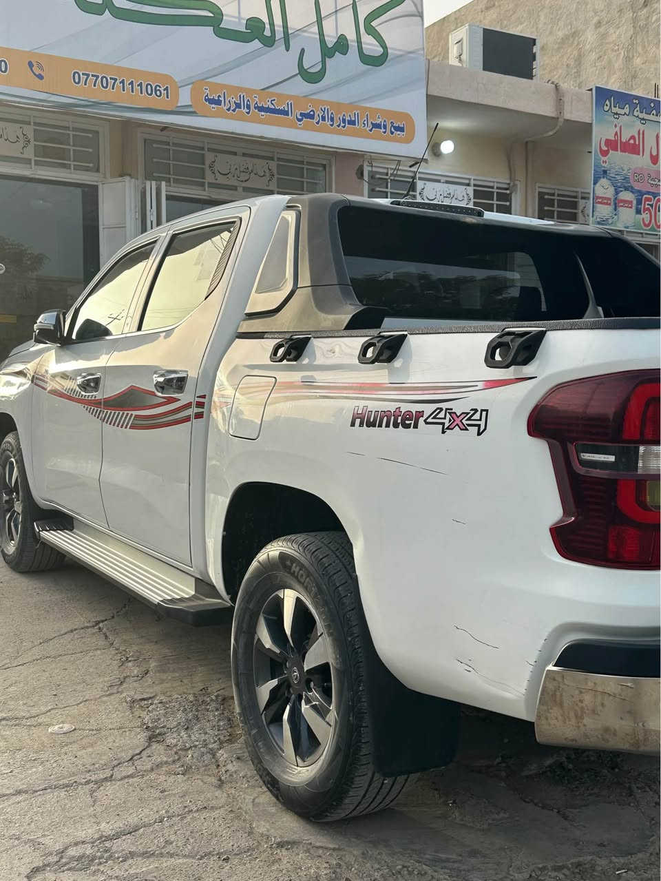 للبيع  هانتر شانجان
رقم بغداد 
موديل 22 السياره حره  شرط التحويل ثاني يوم
 مواصفات السياره
تبريد قطعتين 
لايت زنون 
دفع رباعي 
كشنات الاماميه كهرباء 
كامره وحساسات خلفيه كامره جانبيه 
 اشاير بالمري 
نظام قياده سبورت وايكو نورمال 
كير عادي واتو 
شاشة دشبول تحكم ستيرن 
قفل سرعه كير ومكينه مسيوبوشي بانزين عادي  
ماشيه 170 الف
السعر150 وبيها مجال 
مكان السيارة سامراء 
*********** سامراء, صلاح الدين
